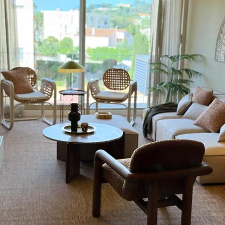 Elegant 3 Avec Parking Prive Lejlighed